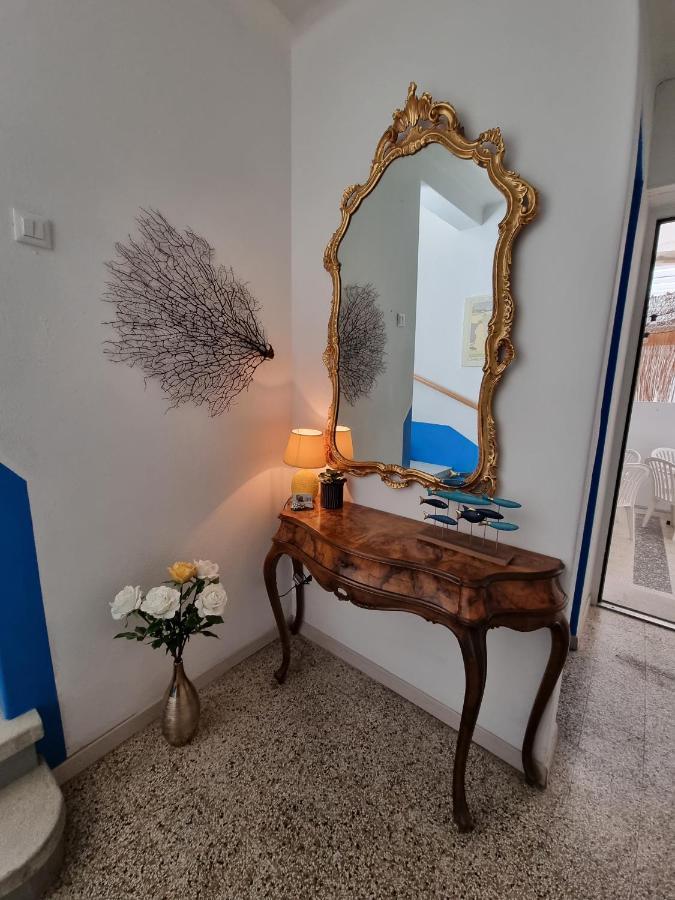Villa Lisa - La Quiete E Il Profumo Del Mare Grado Ngoại thất bức ảnh